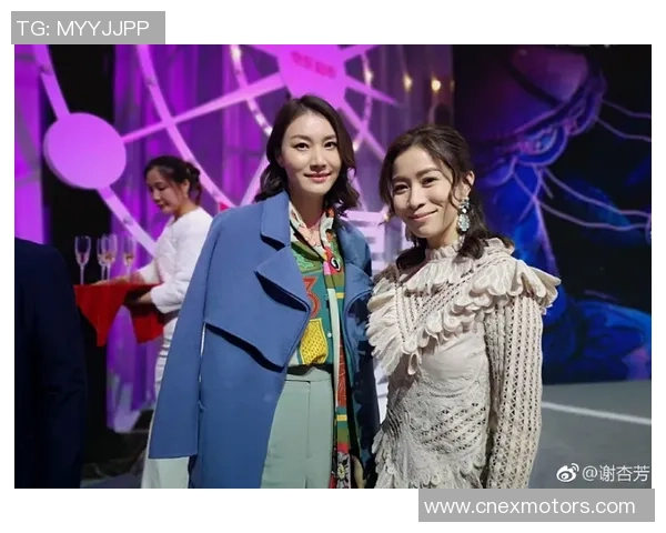 女明星与足球明星的爱情故事揭示了娱乐圈与体育界的跨界魅力与挑战